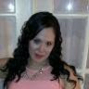 Meet your Posher, Desha